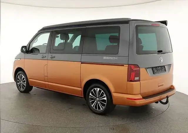 Gebraucht VW California Beach 150 PS (110 kW) 2024 Grau Van