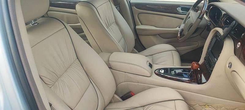 Grau Gebraucht 2006 Jaguar XJL Limousine | 19.840 € - Bild 1/4