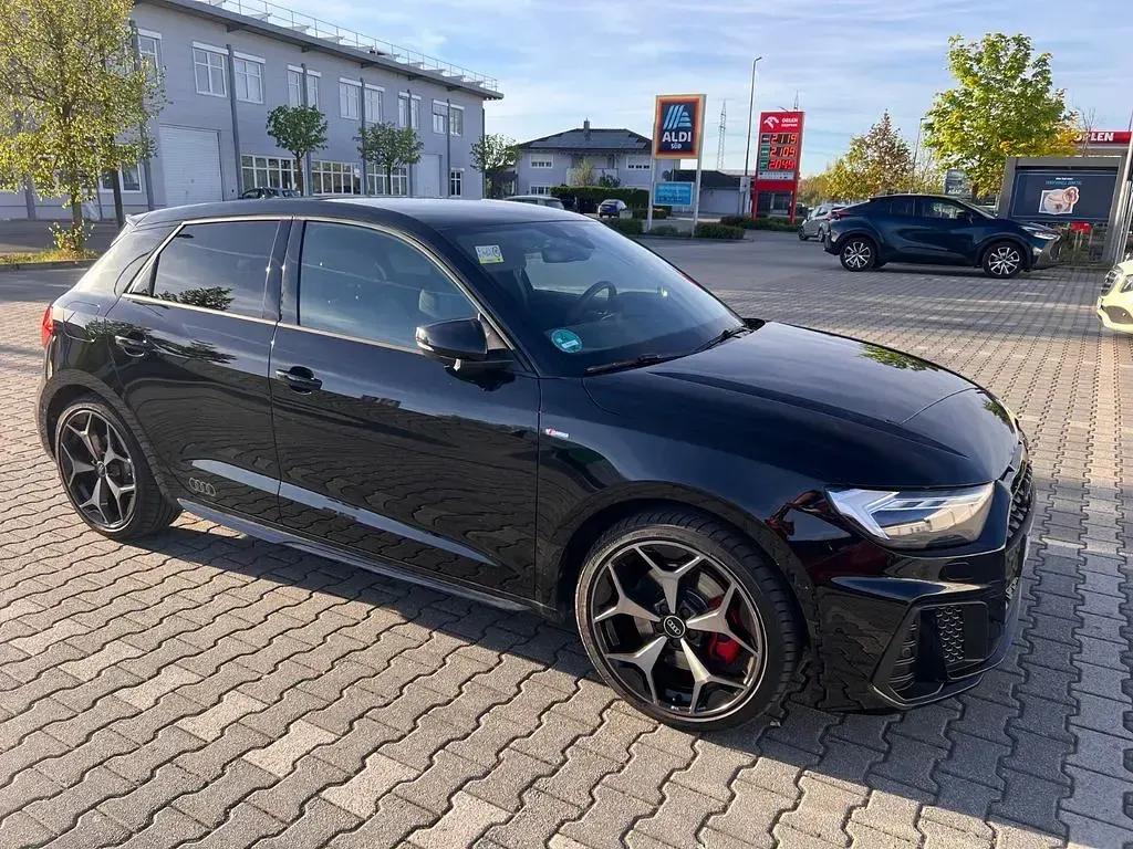 Gebraucht Audi A1 Sportback S-Line 207 PS (152 kW) 2025 Schwarz Kleinwagen