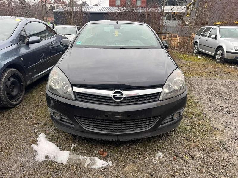 Gebraucht Opel Astra Cabriolet 150 PS (110 kW) 2008 Saphirschwarz mi2 Cabrio