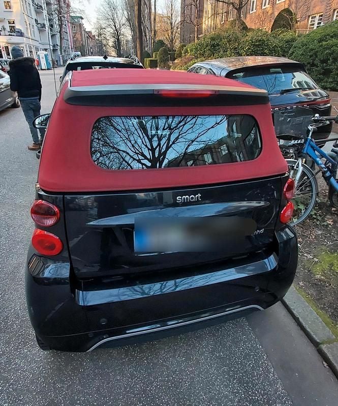 Gebraucht Smart ForTwo Cabrio Passion 71 PS (52 kW) 2014 Schwarz Cabrio