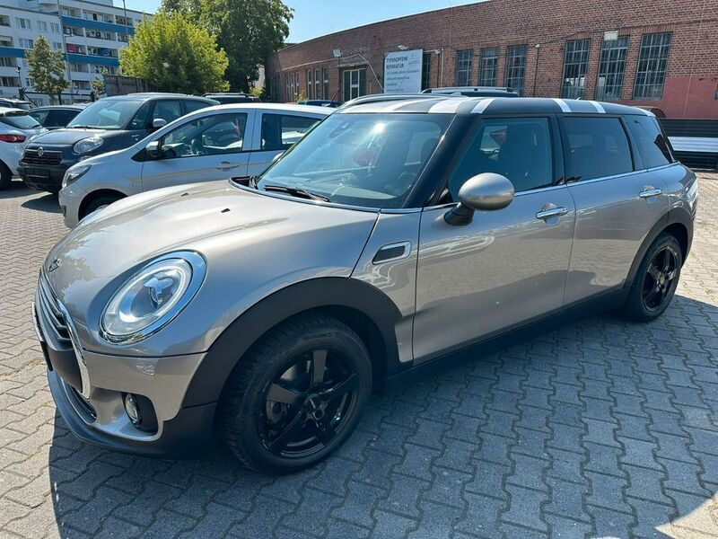 Silber Gebraucht 2018 Mini One Clubman Kombi | 13.950 € (Fairer Preis) - Bild 1/4