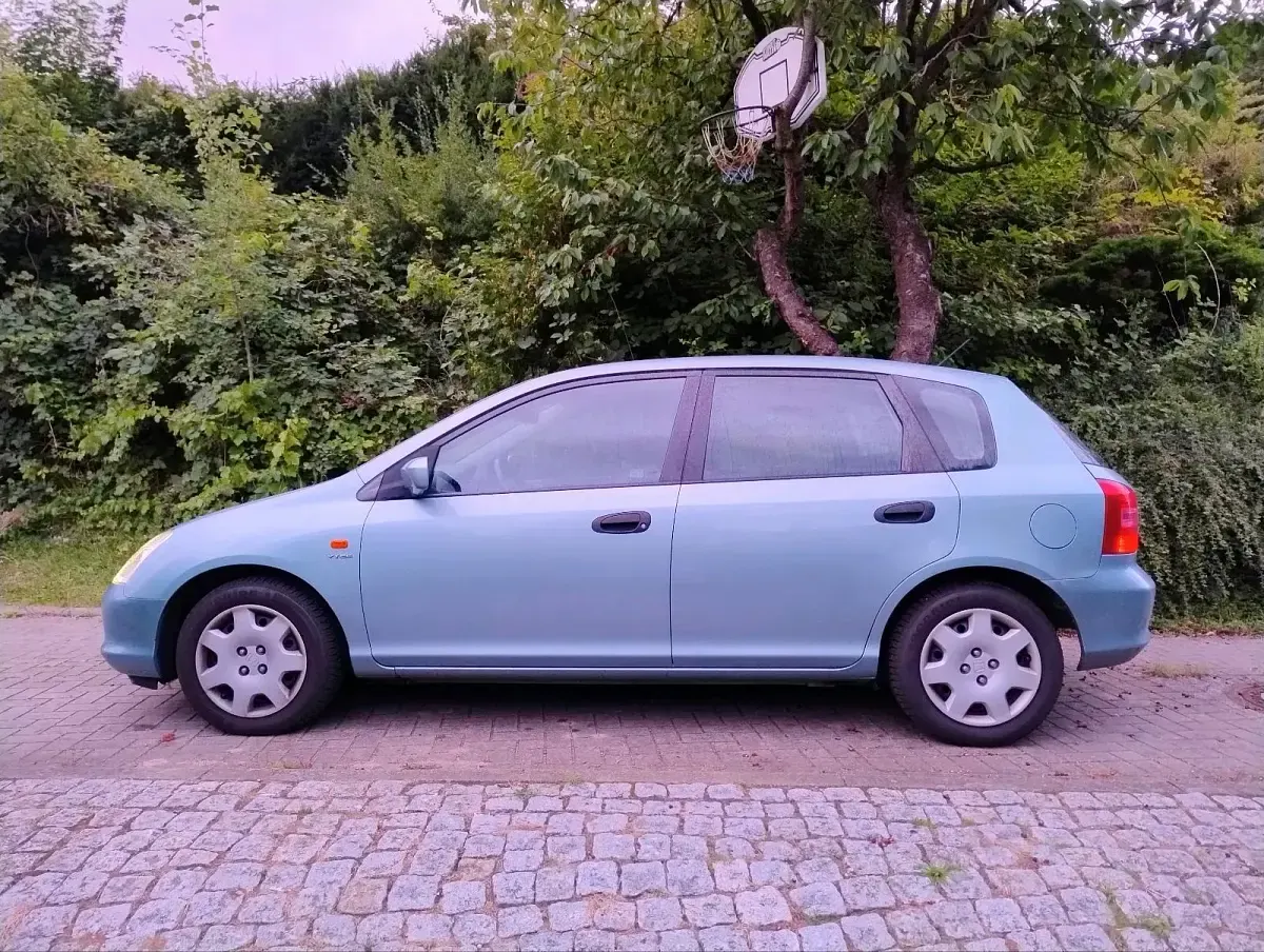Gebraucht Honda Civic 110 PS (80 kW) 2001 Blau Kleinwagen