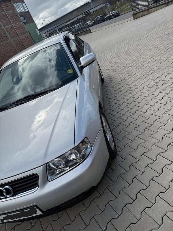 Gebraucht Audi A3 102 PS (75 kW) 2002 Silber Kleinwagen