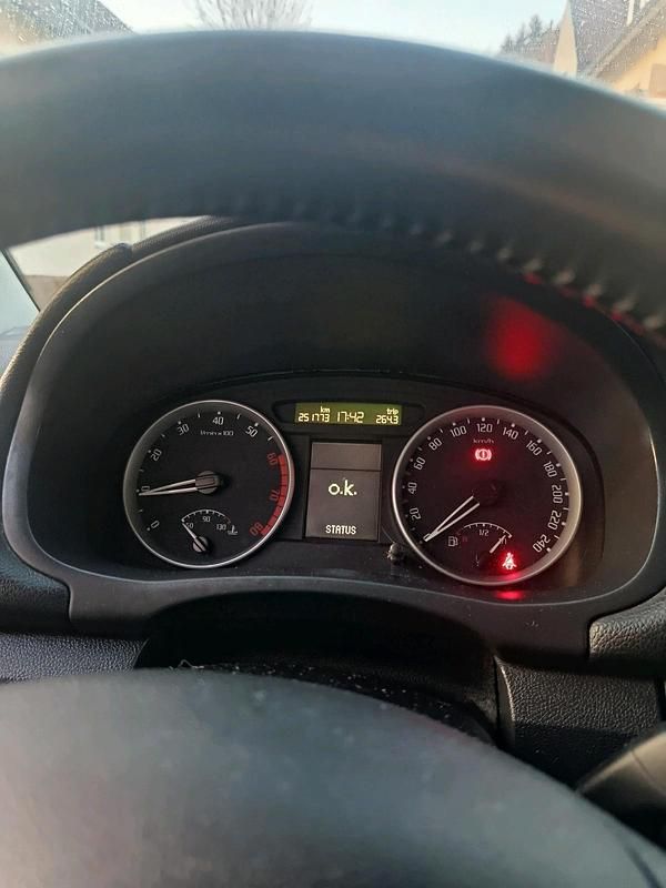 Gebraucht Skoda Roomster 116 PS (85 kW) 2008 Weiß Van / Kleinbus