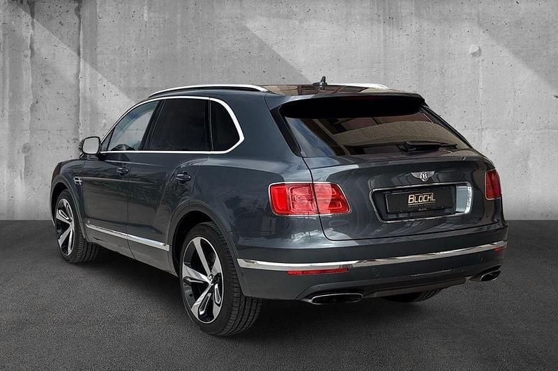 Gebraucht Bentley Bentayga 608 PS (447 kW) 2016 Grau SUV