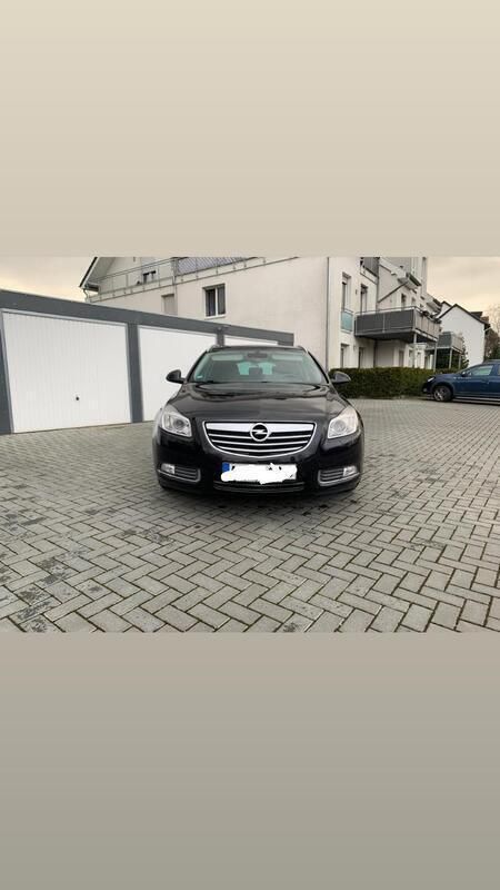 Schwarz Gebraucht 2011 Opel Insignia Kombi | 4.000 € (Fairer Preis) - Bild 1/4