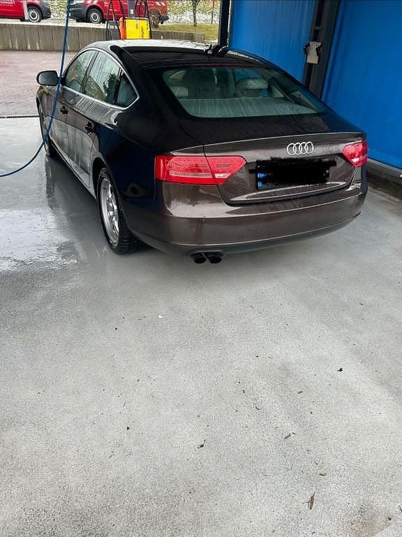 Gebraucht Audi A5 Sportback Sport 160 PS (117 kW) 2011 Braun Kleinwagen