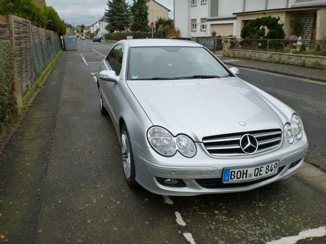 Gebraucht Mercedes CLK200 Avantgarde 184 PS (135 kW) 2008 Silber Coupé
