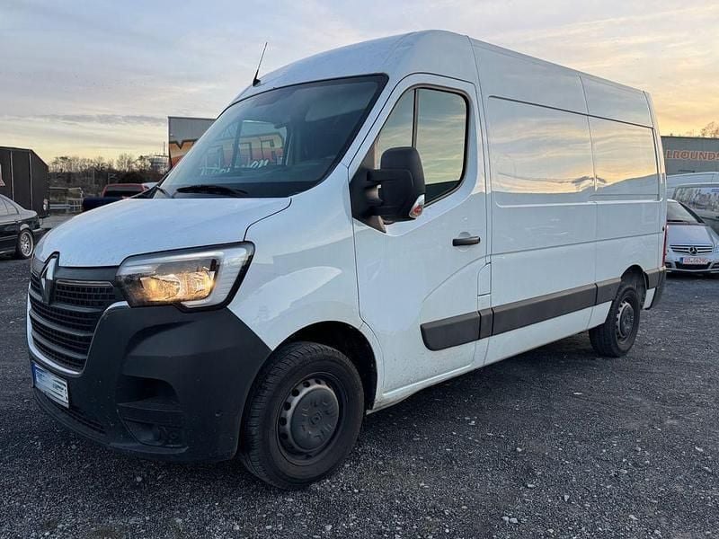Weiß Gebraucht 2023 Renault Master Limousine | 22.990 € (Superpreis) - Bild 1/4