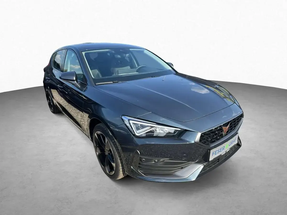 Usata Cupra Leon 150 CV (110 kW) 2025 Grigio Berlina