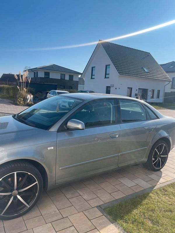 Gebraucht Audi A4 131 PS (96 kW) 2005 Silber Limousine