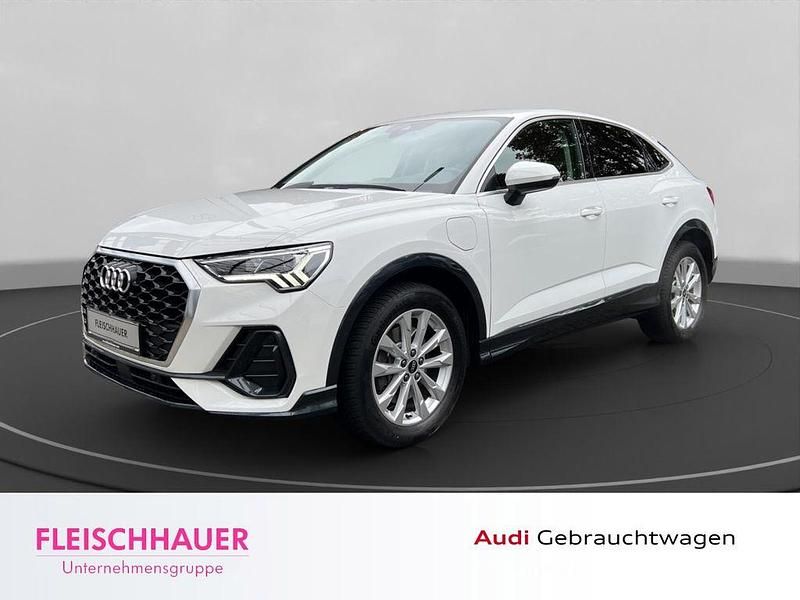 Weiss Gebraucht 2022 Audi Q3 Sportback Sport SUV | 35.470 € (Fairer Preis) - Bild 1/4