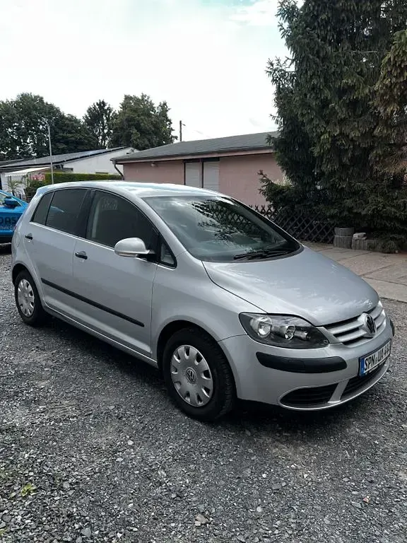 Gebraucht VW Golf Plus Trendline 102 PS (75 kW) 2005 Silber Van / Kleinbus