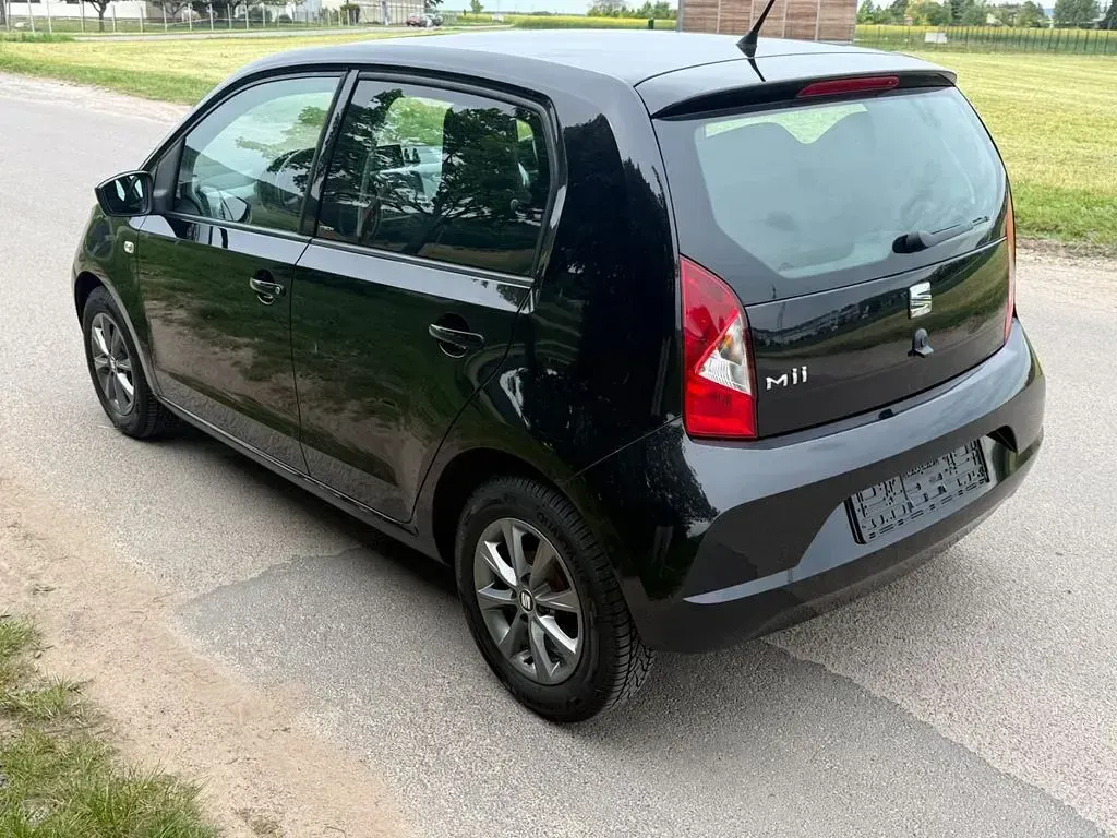 Używany Seat Mii I-Tech 60 KM (44 kW) 2015 Czarny Hatchback