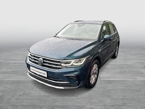 Blau Gebraucht 2022 VW Tiguan Elegance SUV | 29.773 € (Superpreis) - Bild 1/3
