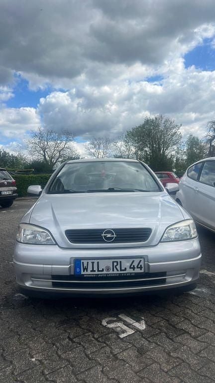 Usata Opel Astra 101 CV (74 kW) 2000 Grigio Berlina