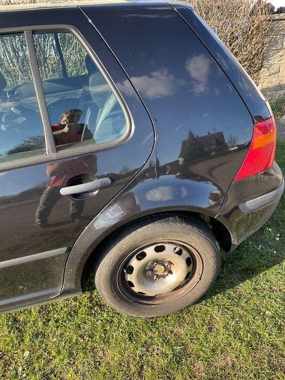 Gebraucht VW Golf III Basis 90 PS (66 kW) 1998 Schwarz Limousine