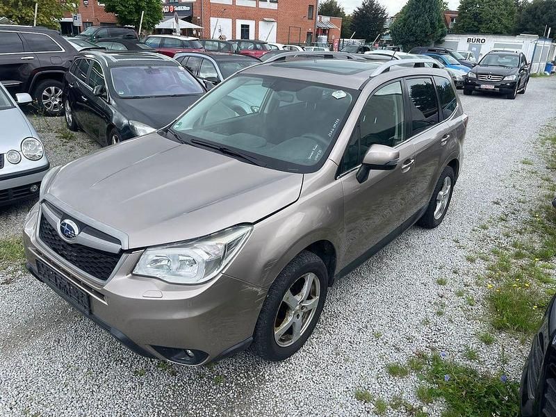 Gebraucht Subaru Forester 147 PS (108 kW) 2014 Grau SUV