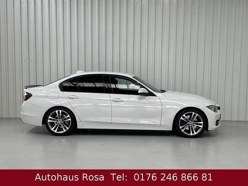 Gebraucht BMW 328 Sport Line 245 PS (180 kW) 2012 Weiß Limousine