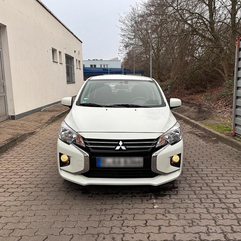 Gebraucht Mitsubishi Space Star 71 PS (52 kW) 2023 Weiß Kleinwagen