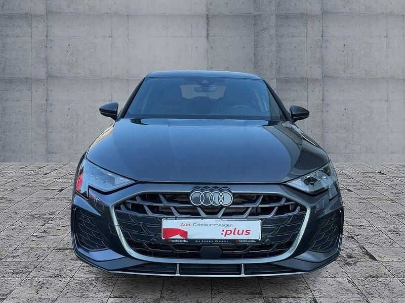 Gebraucht Audi A3 S-Line 150 PS (110 kW) 2025 Daytonagrau perleffekt Limousine