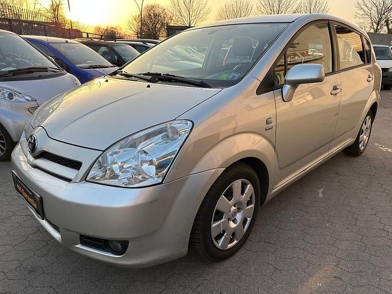 Gebraucht Toyota Corolla Verso 129 PS (94 kW) 2005 Silber Van / Kleinbus
