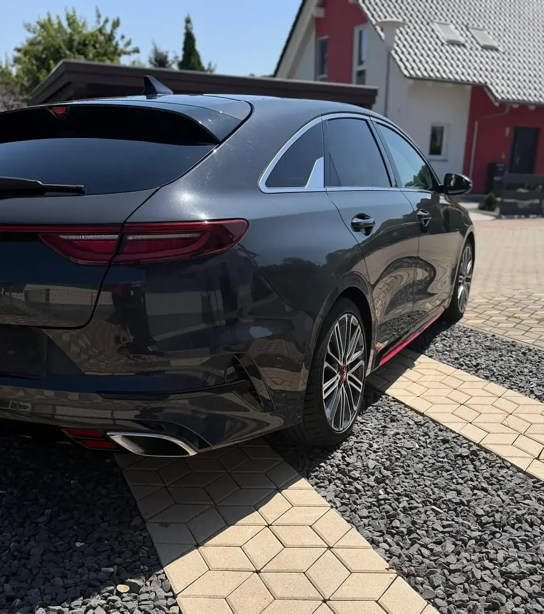 Gebraucht Kia ProCeed GT GT 204 PS (150 kW) 2019 Grau Kleinwagen