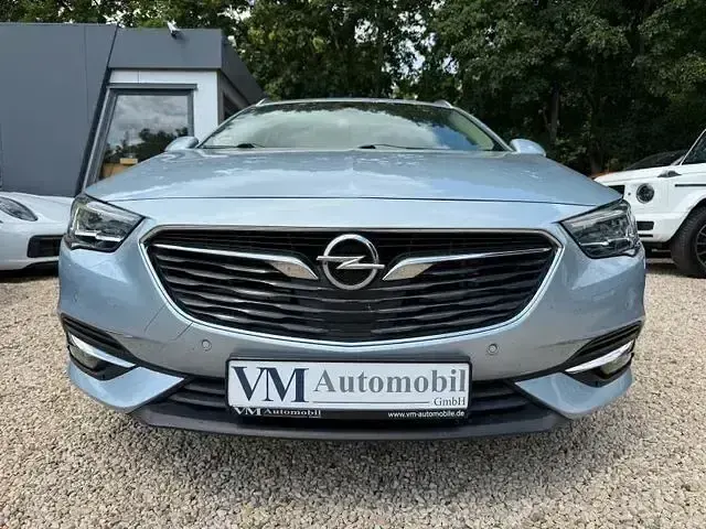 Gebraucht Opel Insignia Dynamic 165 PS (121 kW) 2018 Blau Limousine