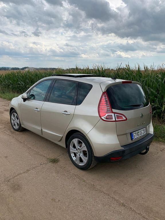 Gebraucht Renault Scénic III Dynamique 110 PS (80 kW) 2011 Beige Van / Kleinbus