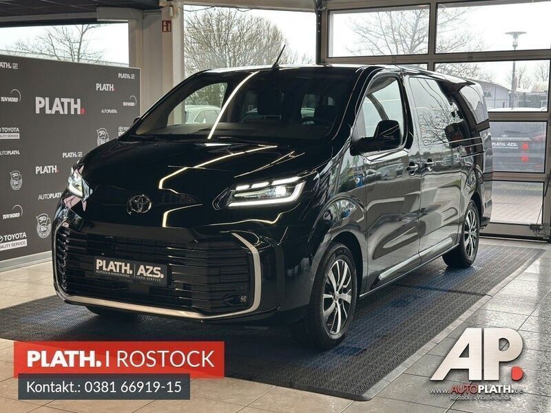 Schwarz Neu 2024 Toyota Proace Verso Lounge Kombi | 58.990 € - Bild 1/4