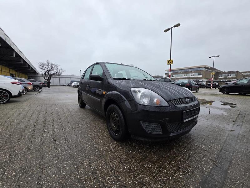 Gebraucht Ford Fiesta 51 PS (37 kW) 2007 Schwarz Kleinwagen