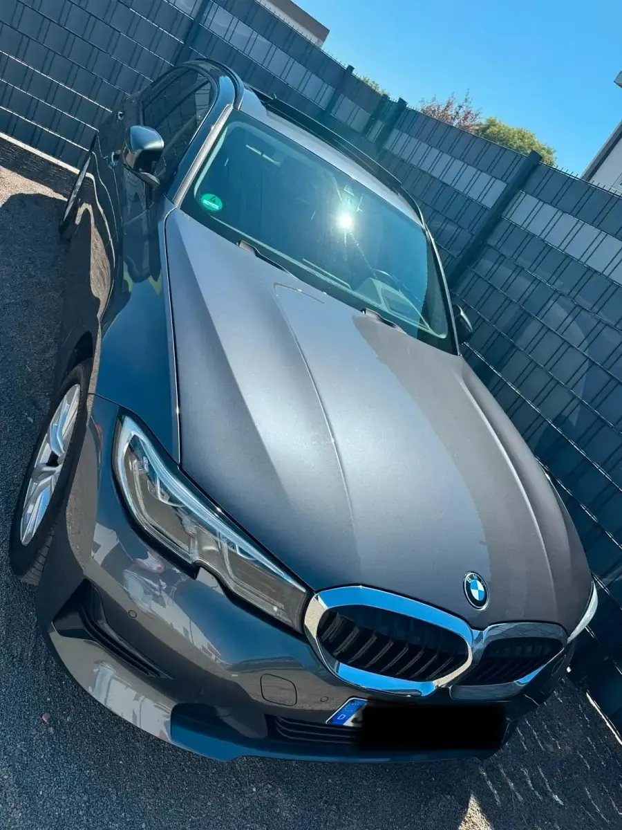 Gebraucht BMW 318 Advantage 150 PS (110 kW) 2020 Grau Kombi