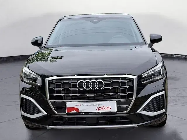 Gebraucht Audi Q2 Advanced Plus 116 PS (85 kW) 2025 Mythosschwarz metallic SUV