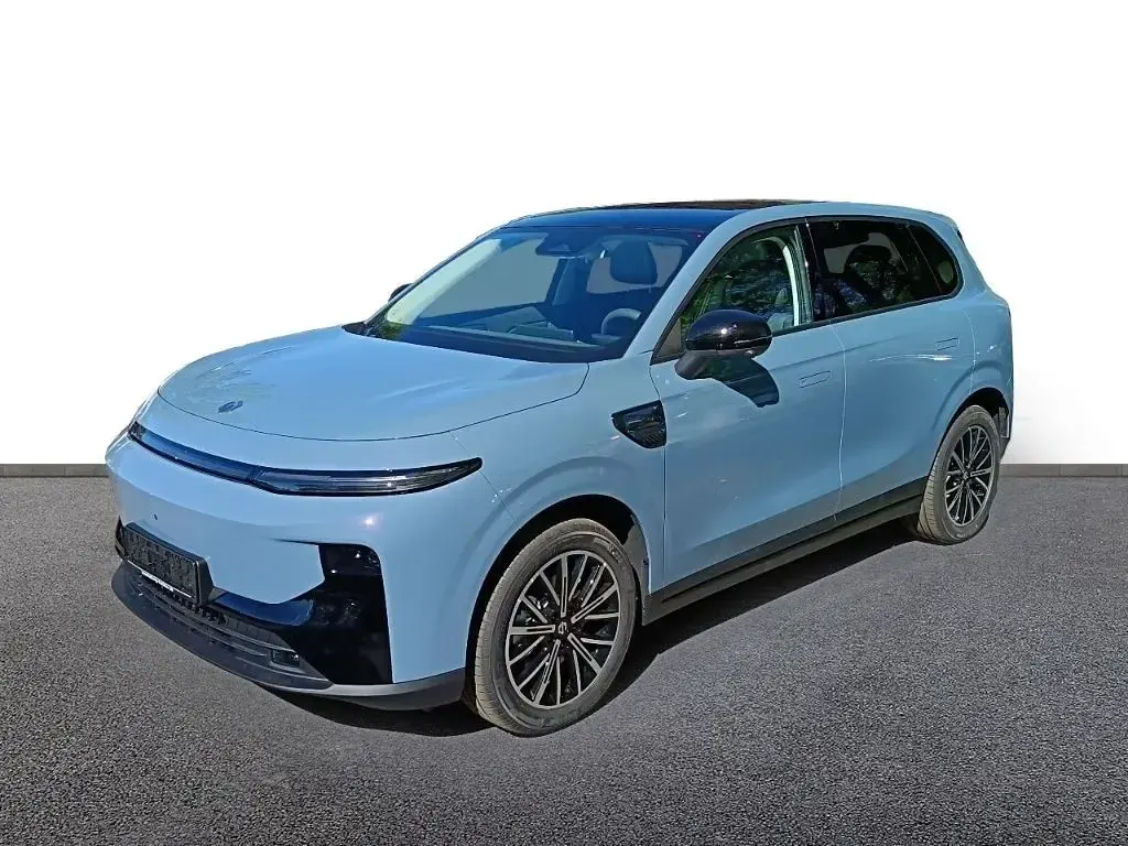 Neu Leapmotor B10 160 kW (218 PS) 2026 Blau SUV