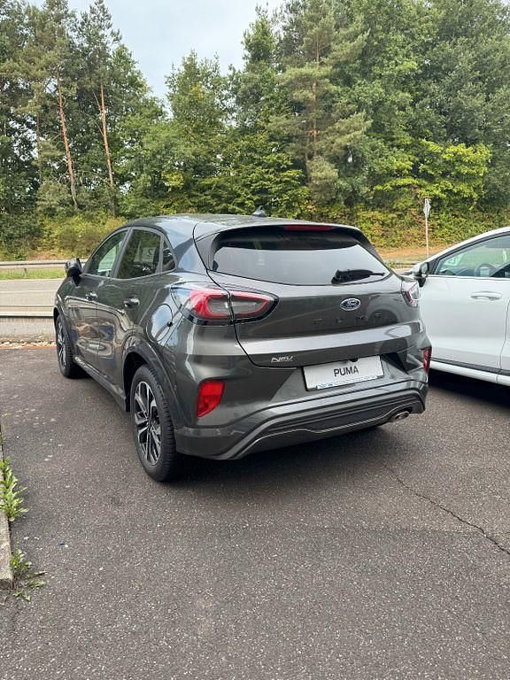 Nowe Ford Puma ST-Line 125 KM (91 kW) 2025 Szary Sedan/Limuzyna