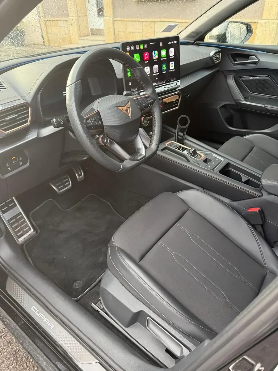 Usata Cupra Leon 150 CV (110 kW) 2025 Nero Station wagon