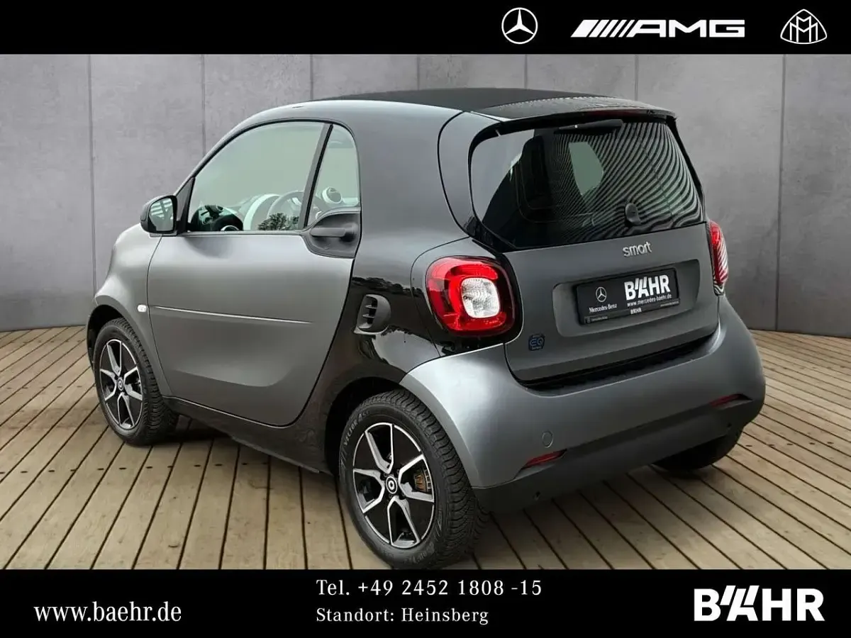 Usata Smart ForTwo Coupé 60 kW (82 CV) 2021 Grigio Utilitaria