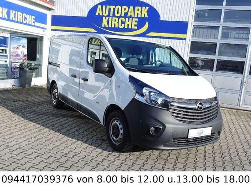 Weiß Gebraucht 2017 Opel Vivaro Van | 16.900 € (Guter Preis) - Bild 1/4
