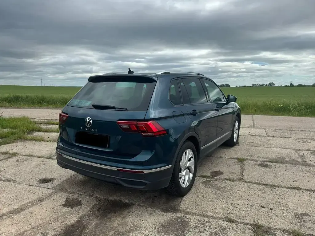 Gebraucht VW Tiguan Active 131 PS (96 kW) 2021 Blau SUV