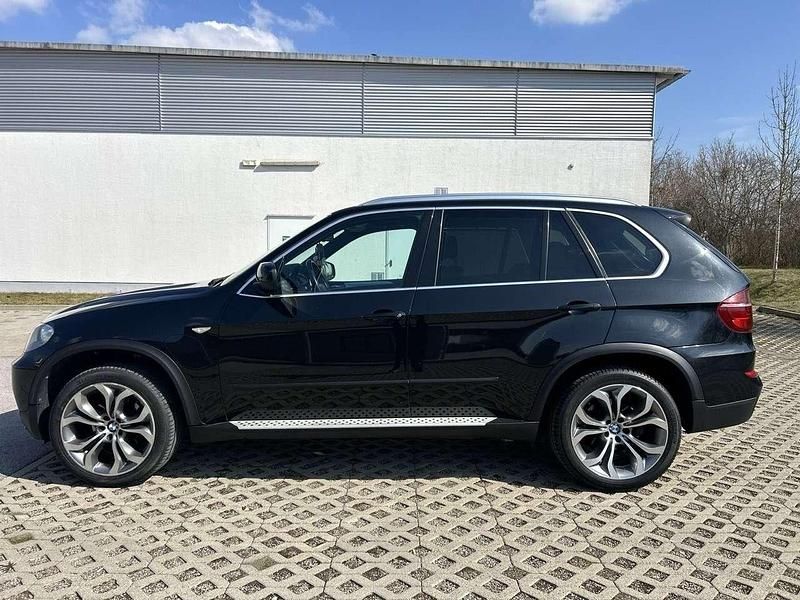 Second-hand BMW X5 Exclusive 245 CP (180 kW) 2012 Negru SUV