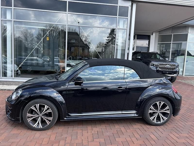 Gebraucht VW Beetle Cabriolet R-line 150 PS (110 kW) 2017 Schwarz Cabrio