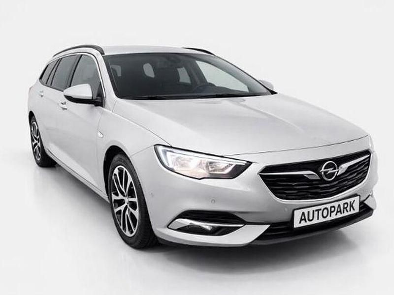Gebraucht Opel Insignia Edition 165 PS (121 kW) 2018 Silber Kombi