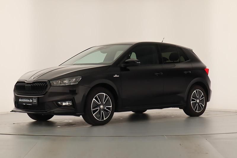 Schwarzmagic perleffekt Gebraucht 2023 Skoda Fabia Monte Carlo Kleinwagen | 17.889 € (Fairer Preis) - Bild 1/4