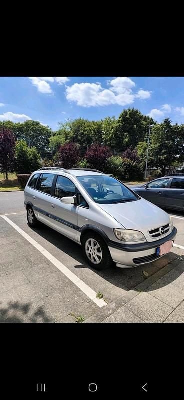 Silber Gebraucht 2003 Opel Zafira Van / Kleinbus | 1.150 € - Bild 1/4