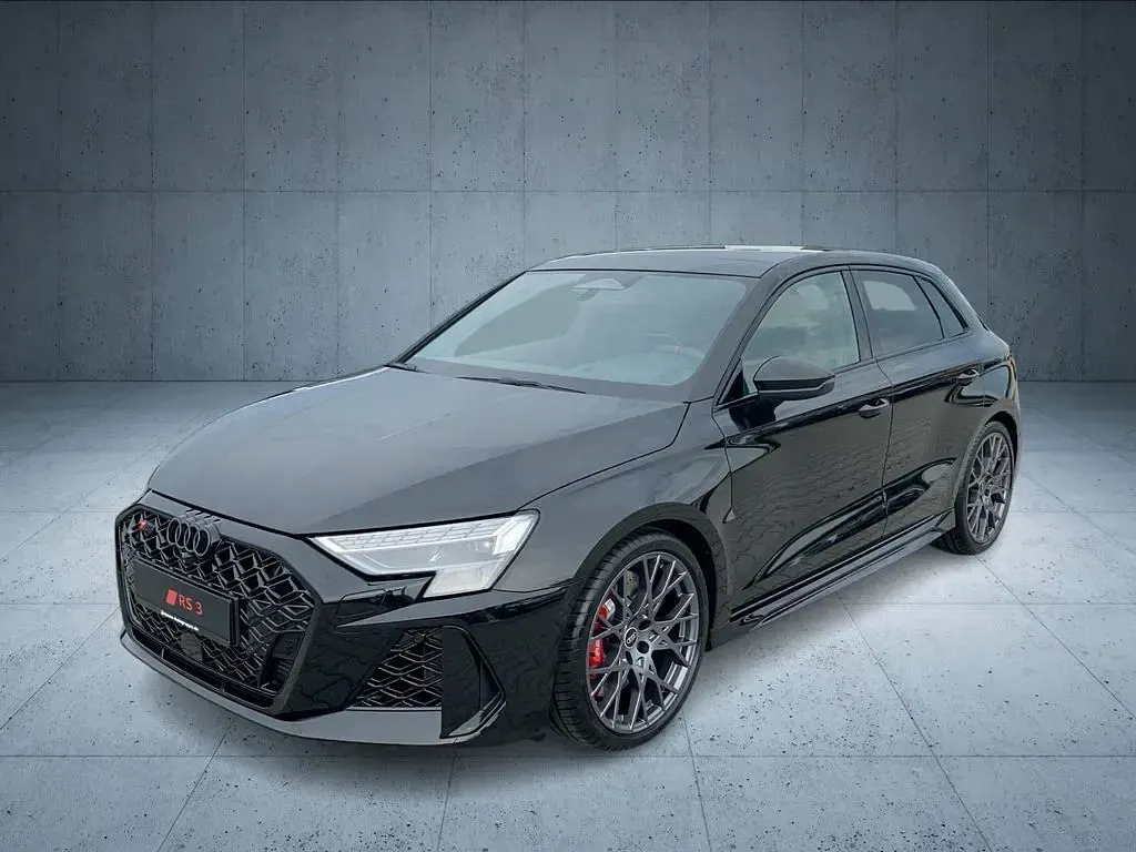 Neu Audi RS3 Sport 400 PS (294 kW) 2025 Mythosschwarz metallic Limousine