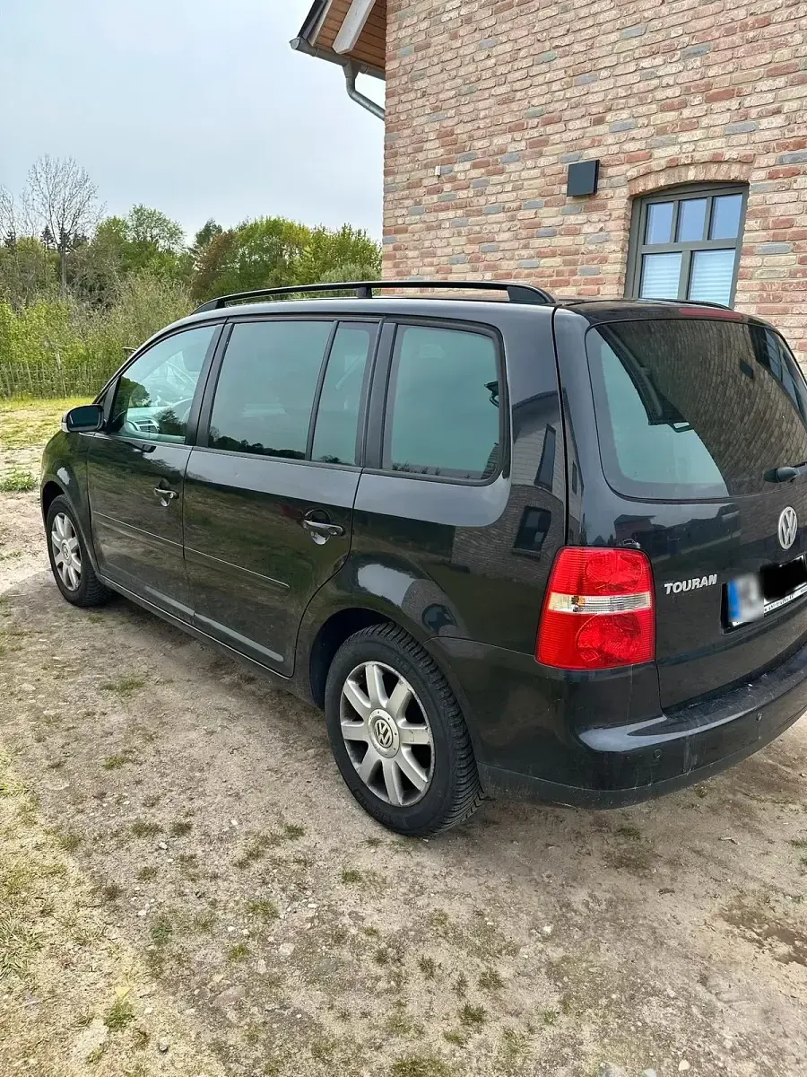 Gebraucht VW Touran 116 PS (85 kW) 2003 Schwarz Van / Kleinbus