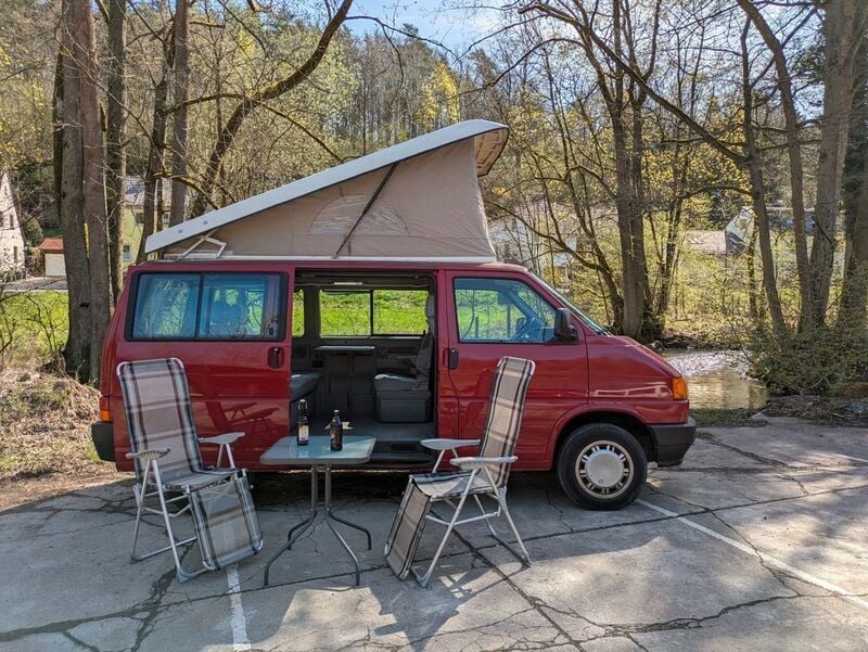 Rot Gebraucht 1992 VW T4 Van | 3.999 € - Bild 1/4