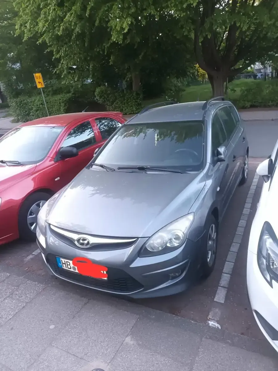 Gebraucht Hyundai i30 128 PS (94 kW) 2011 Kombi