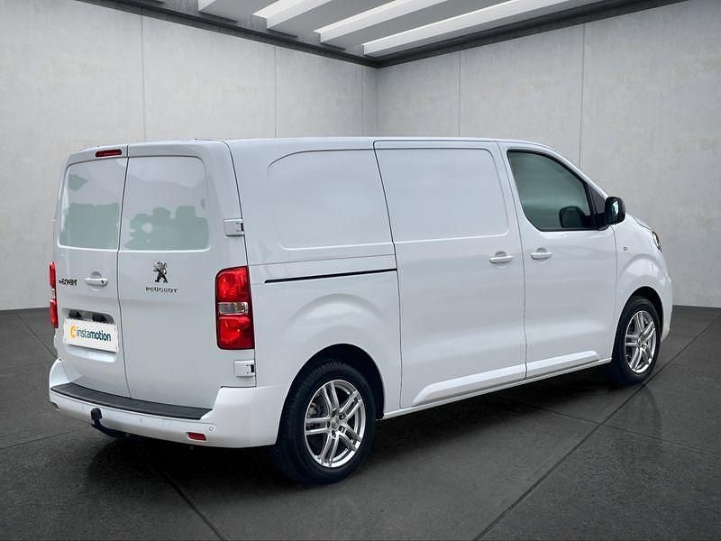 Gebraucht Peugeot e-Expert 100 kW (136 PS) 2023 Weiß Van